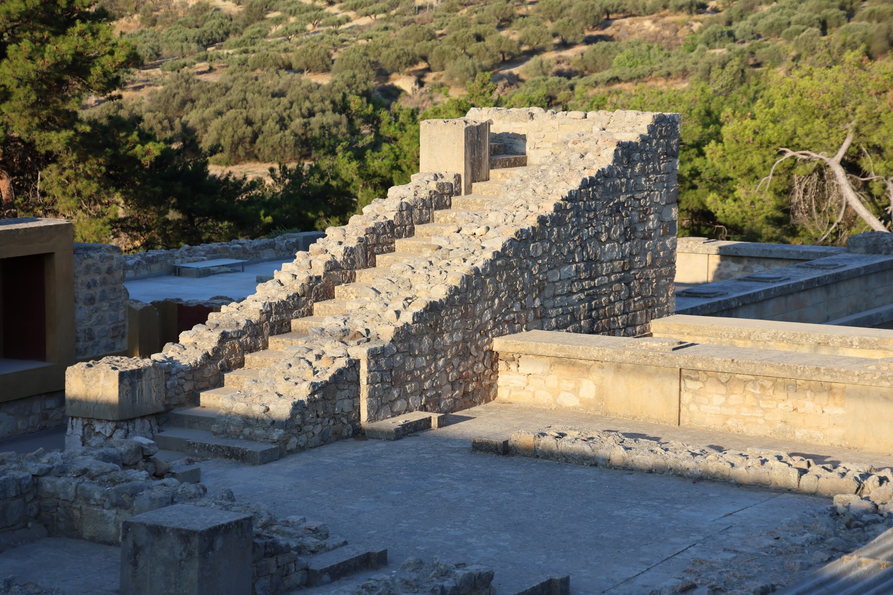 Knossos palace