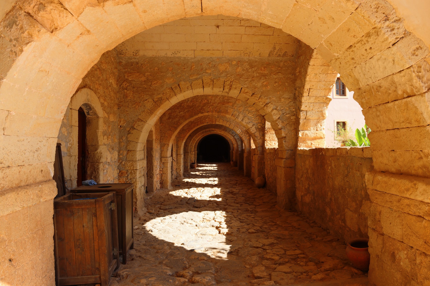 Arkadi monastery - Arcades