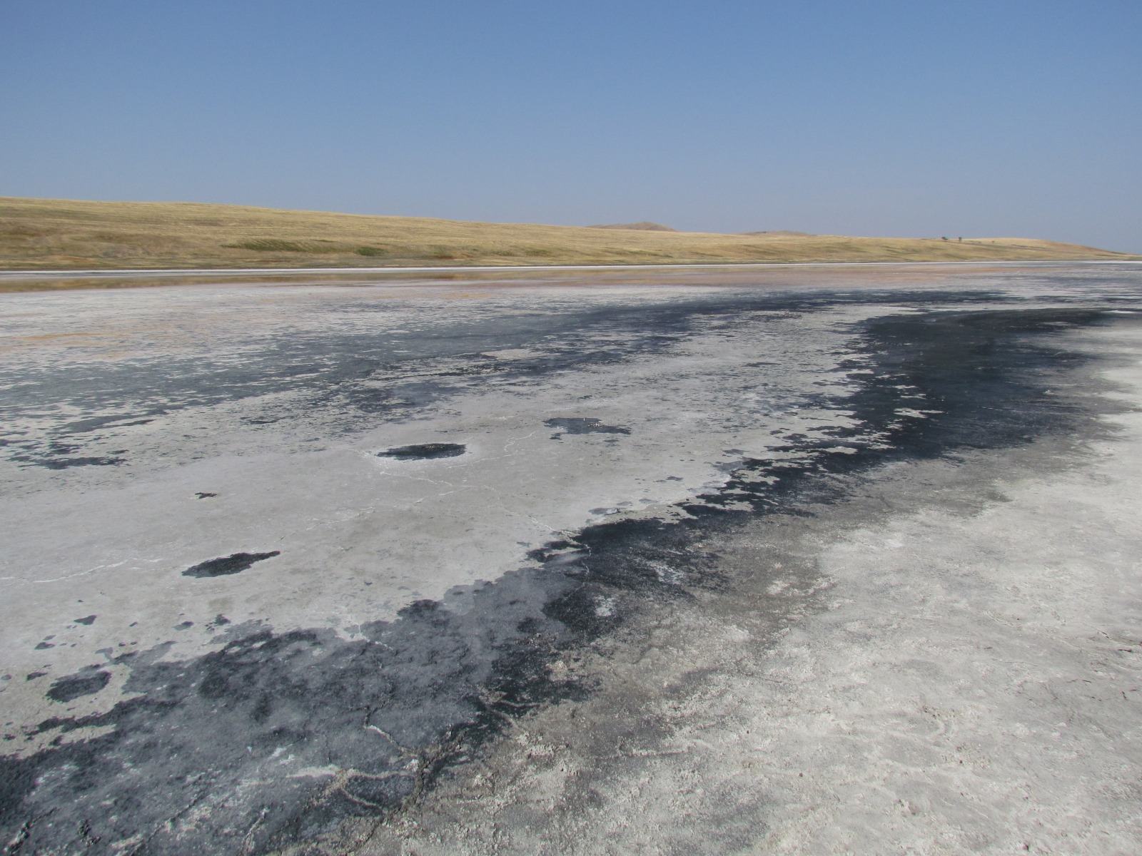 Near Udabno - Kapatadze Lake