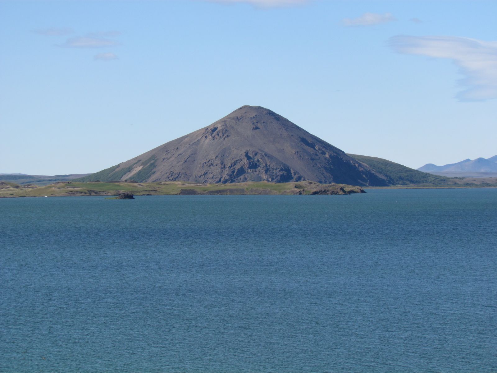 Mývatn Region - Stakholstjorn pseudocraters