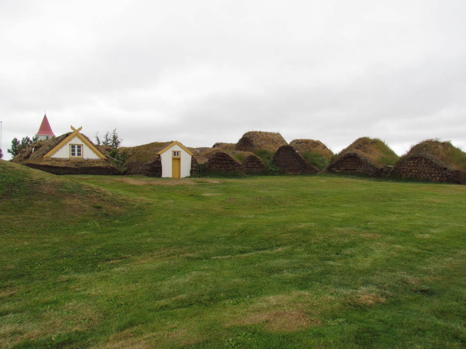 Glaumbær - Turf farm houses museum