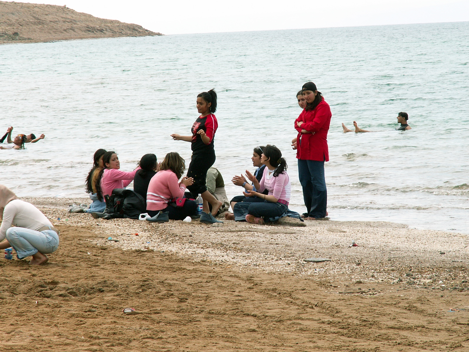 Dead sea - Local girls singing and dancing