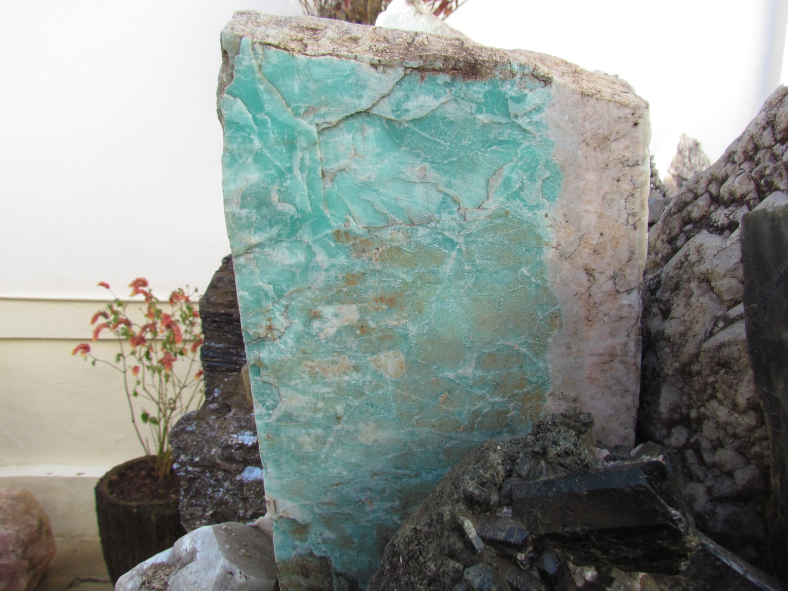 Antsirabe - Chez Joseph - Stonecutting