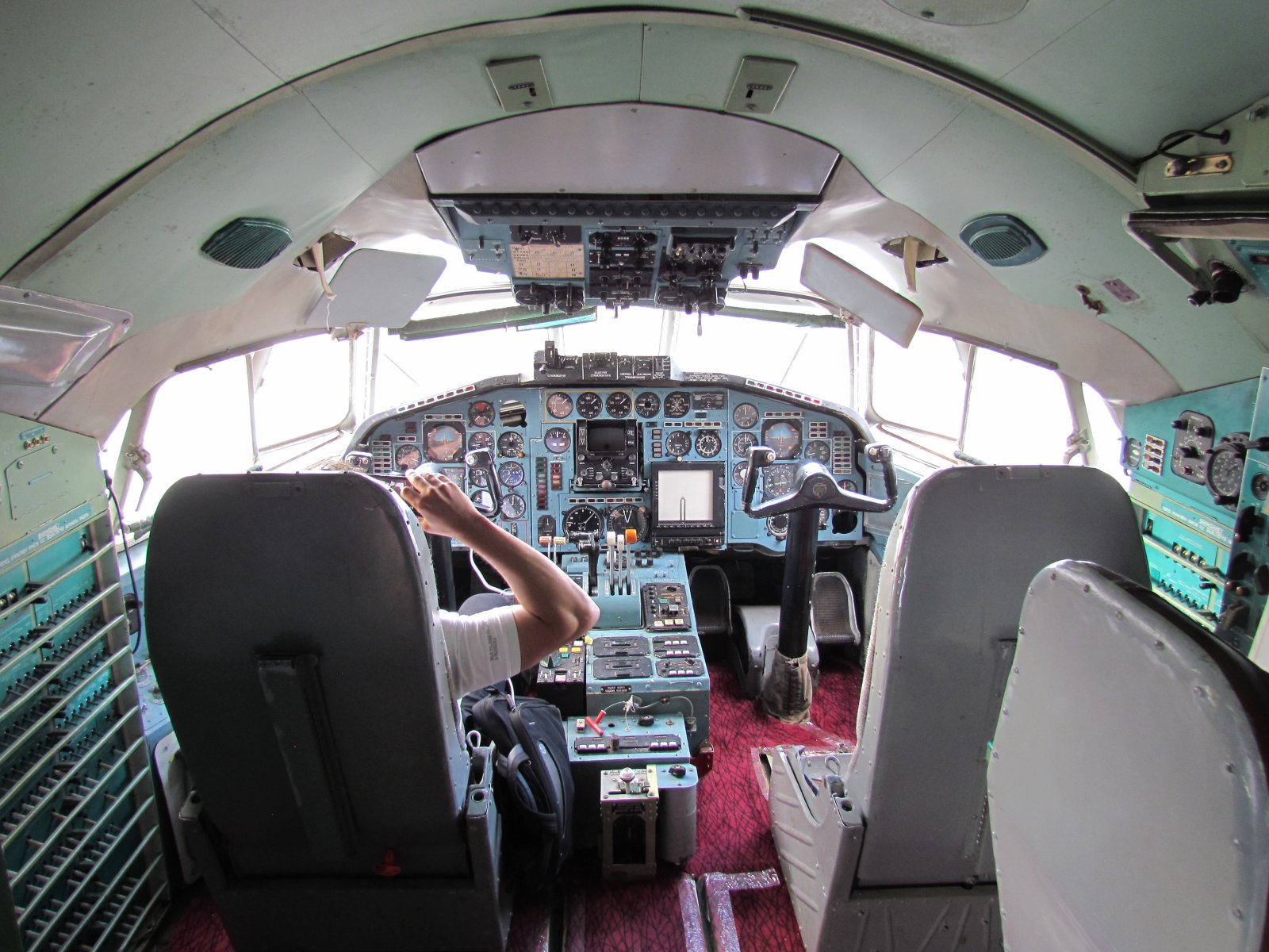 MAKS air show - Tupolev Tu-144 - Cockpit