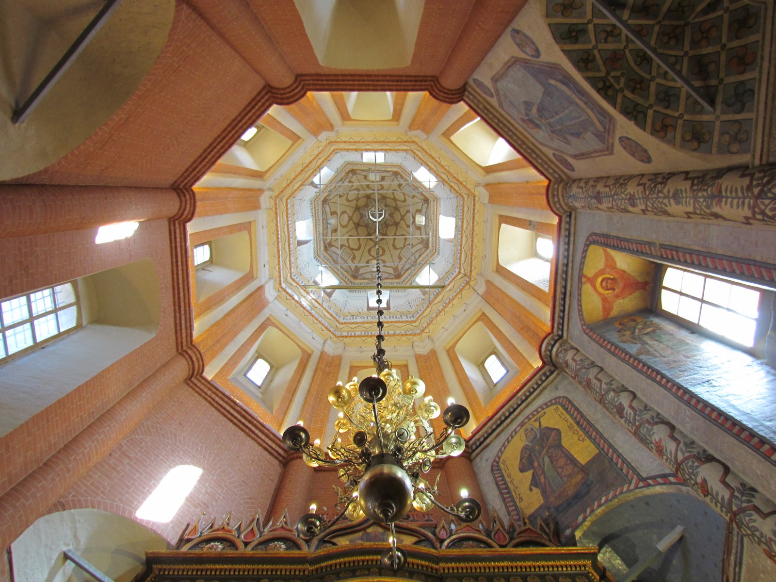 Saint Basil's Cathedral - Central chapel - Ceiling