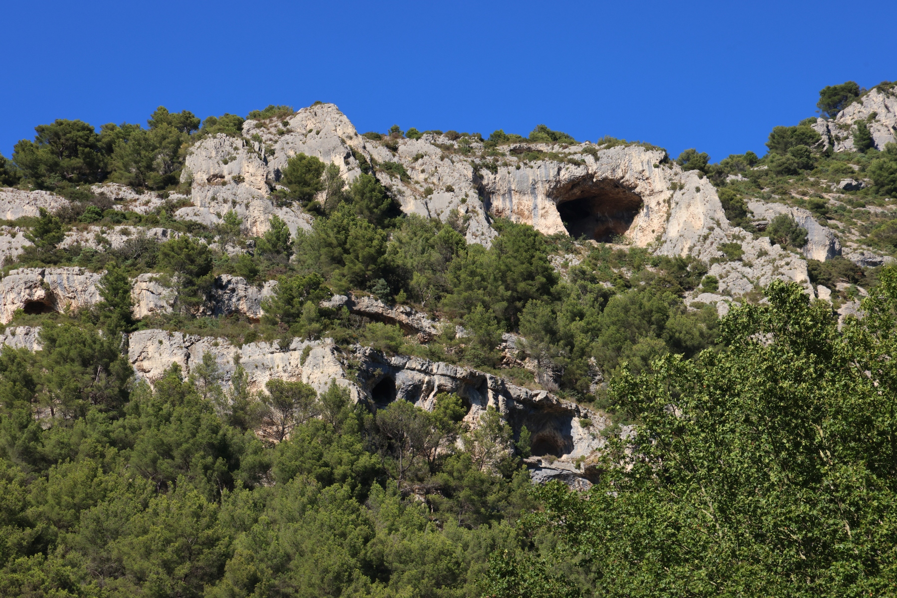 Fontaine de Vaucluse - Rocks
