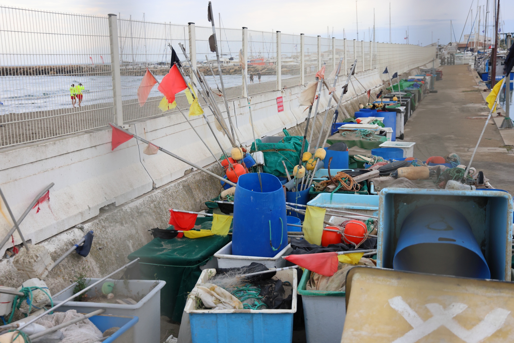 Saintes-Maries-de-la-Mer - Equipment