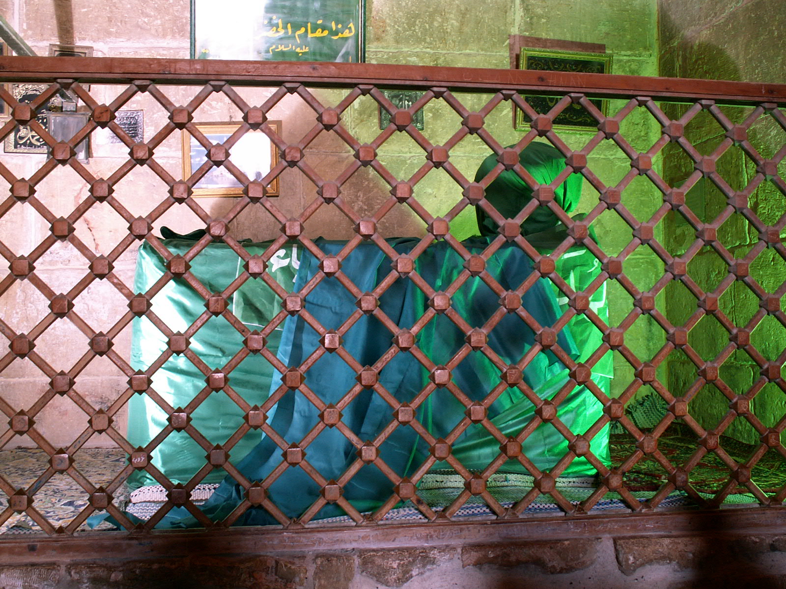 Aleppo - Citadel - The tomb of St. George