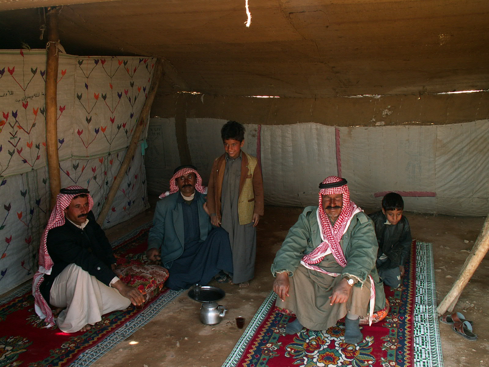 Near Deir ez Zor - Beduins