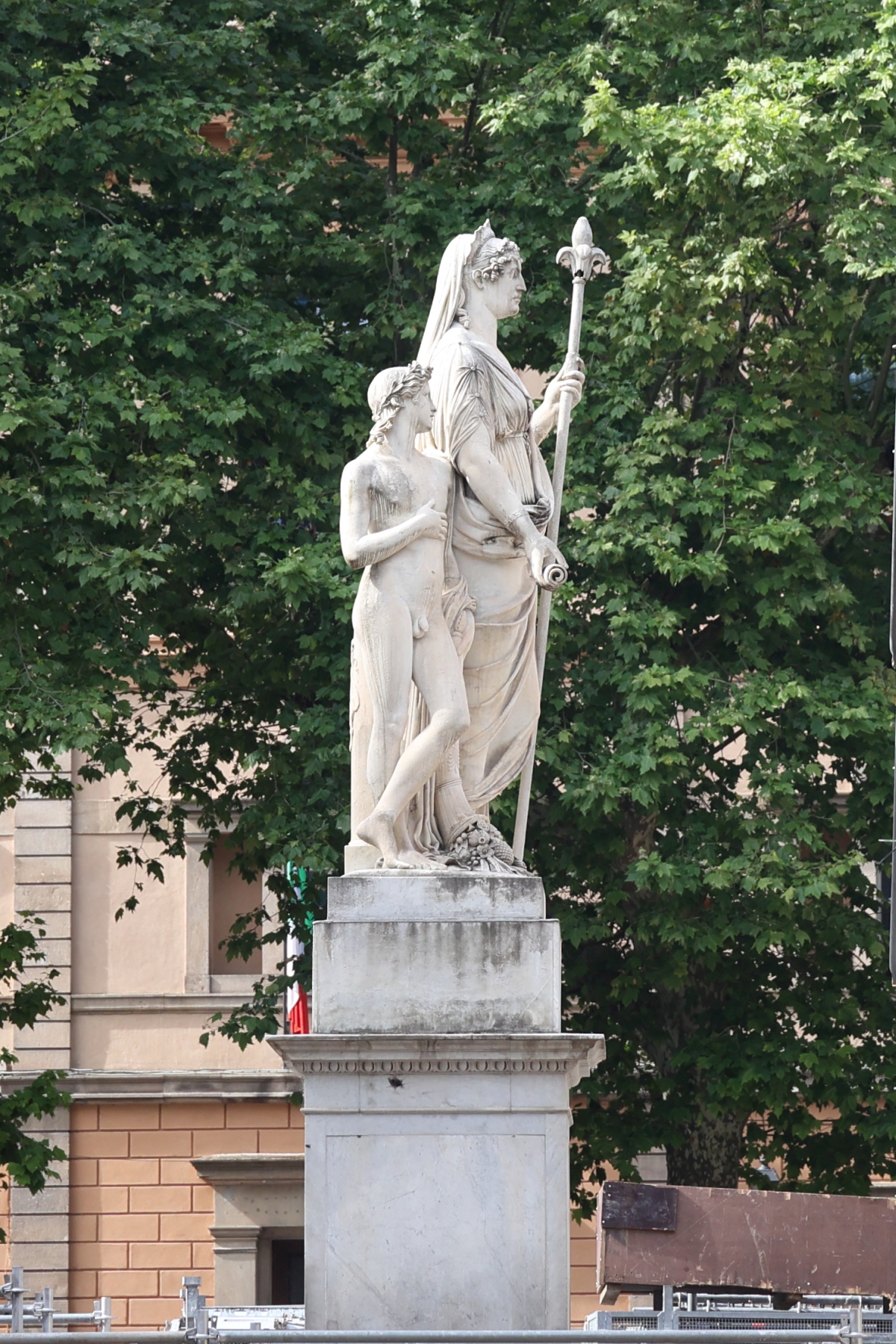 Lucca - Maria Luisa Borbone statue