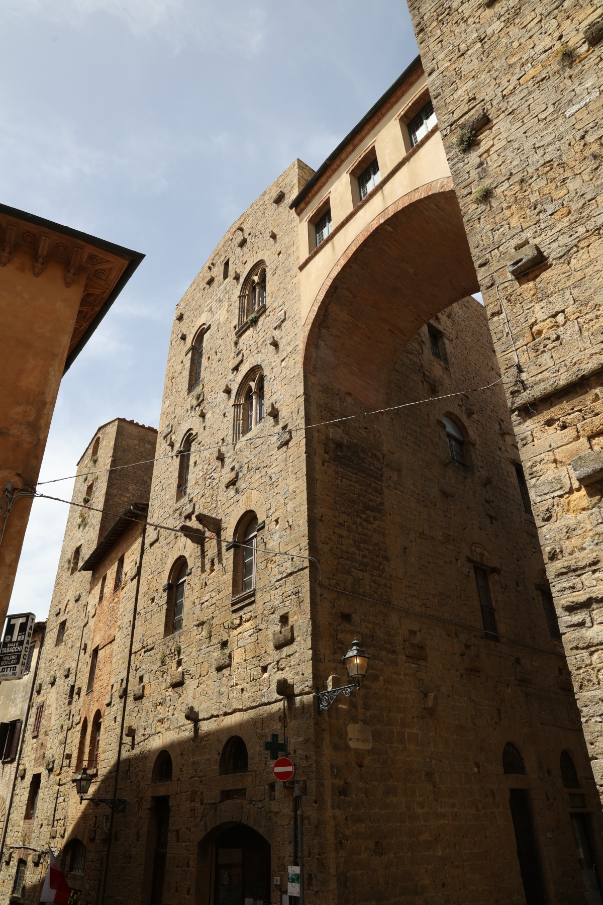 Volterra - Arch