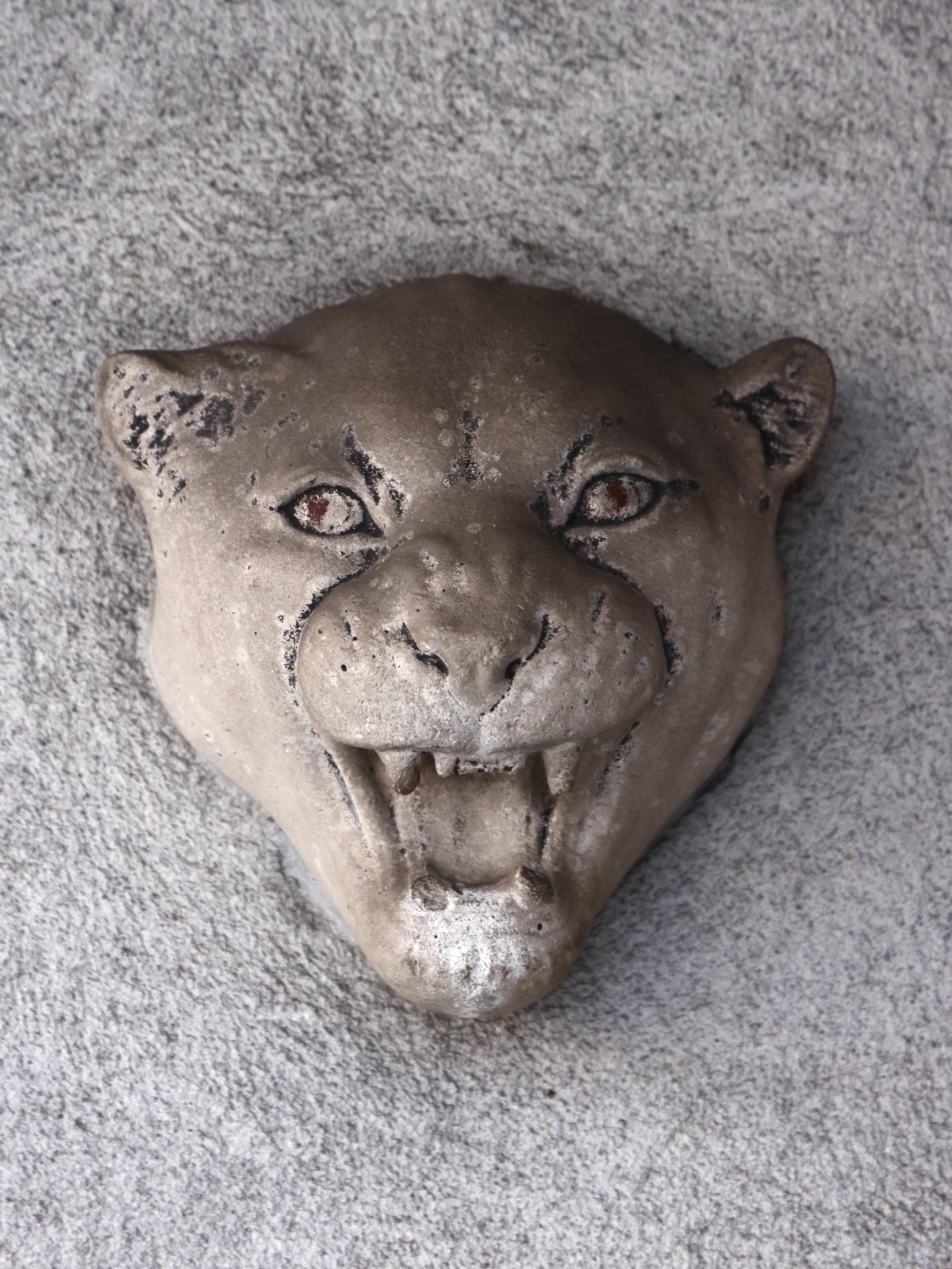 Hundertwasserhaus - Panther head