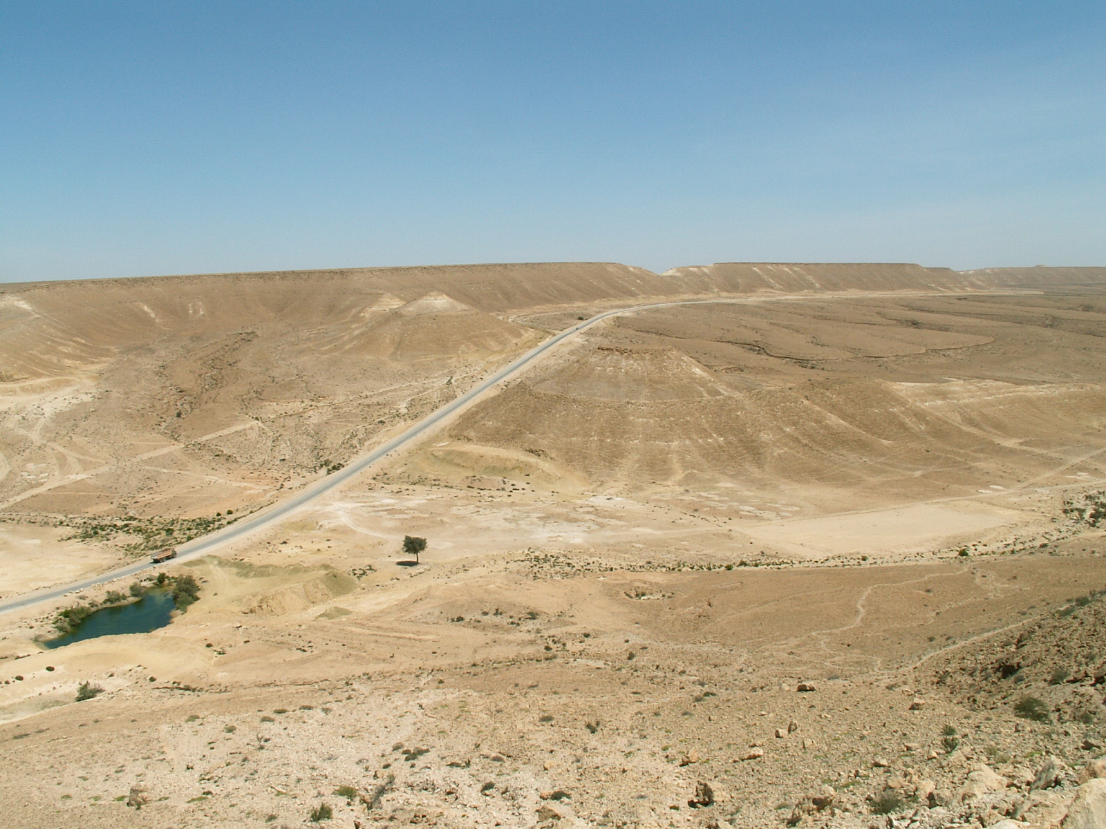 Near Huwayrah